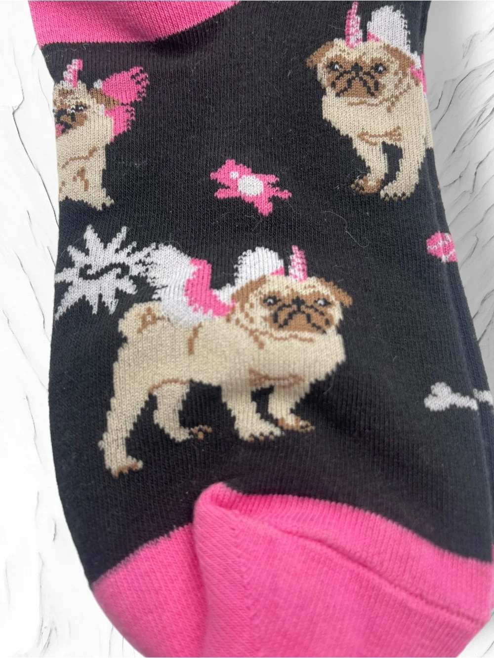 Sock It to Me NWT Pugasus Flying Pug Unicorn Women's Crew Socks Pink Black